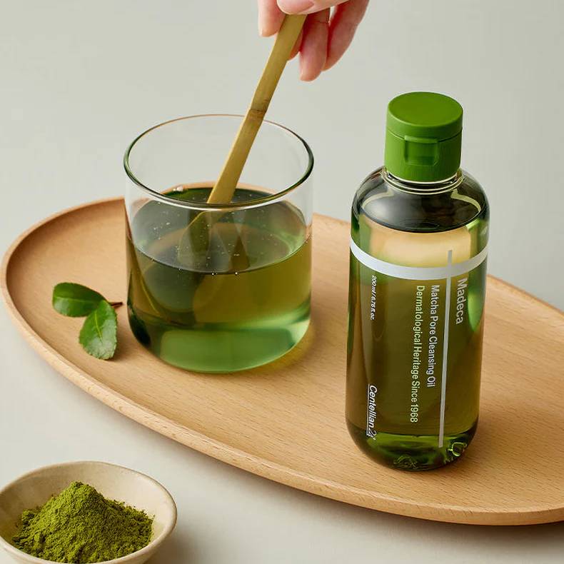 CENTELLIAN 24+ Madeca Matcha Pore Cleansing Oil 200ml product image